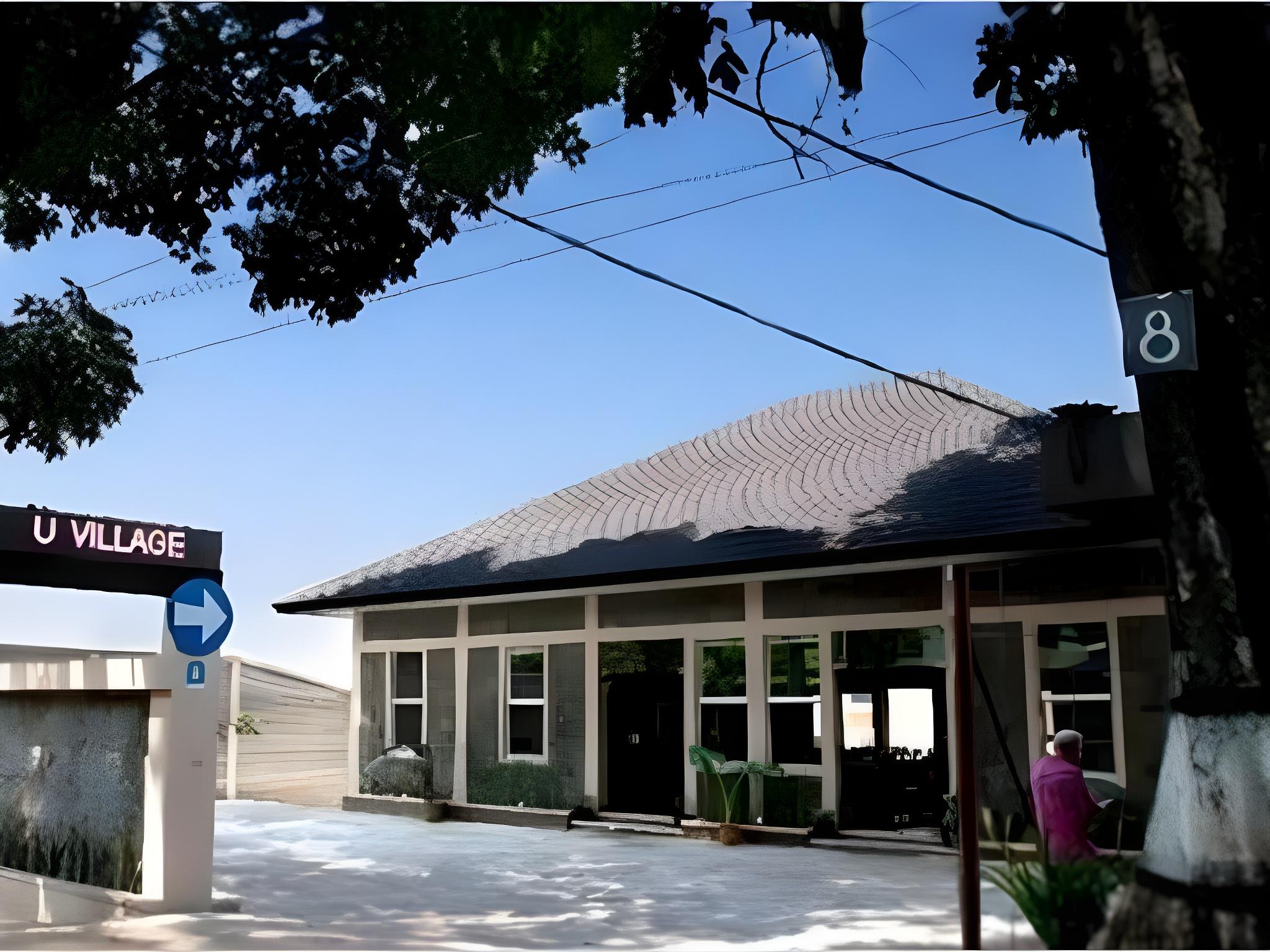 U Village Hotel And Villa 4/38