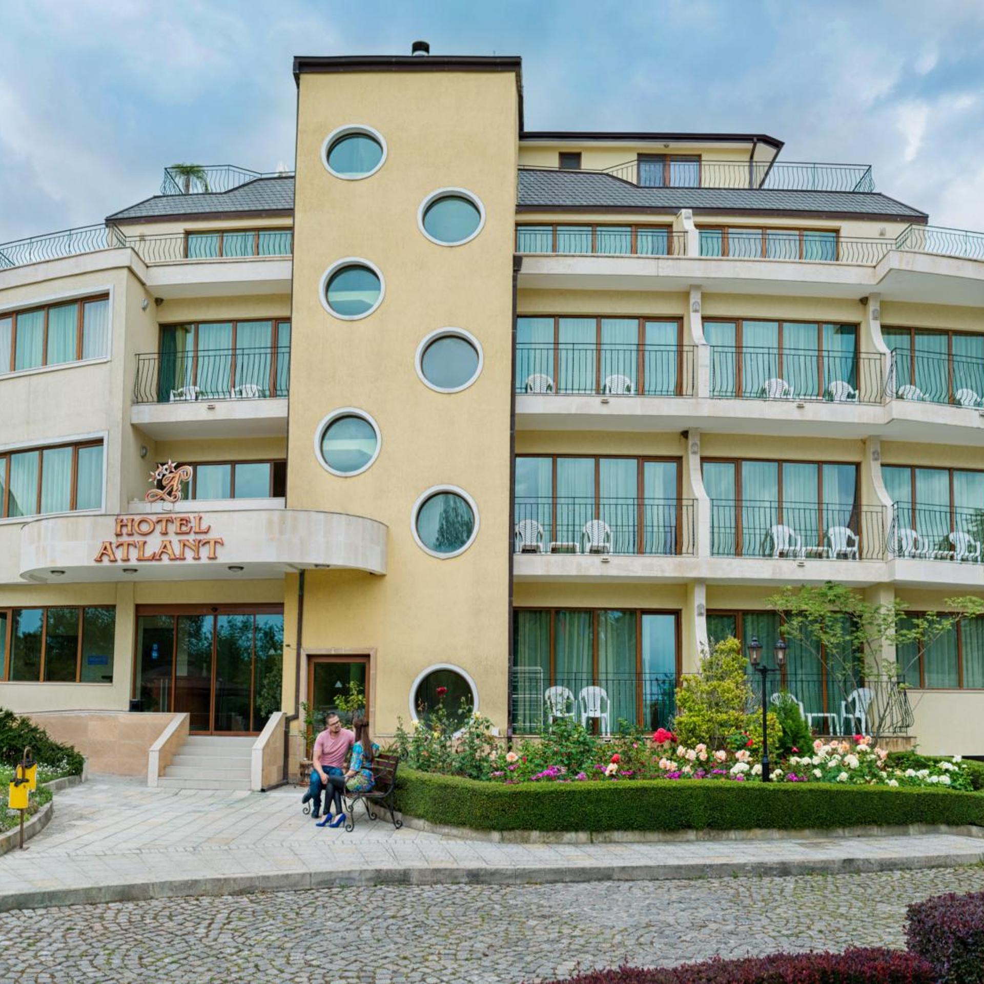 Atlant Hotel 4/50