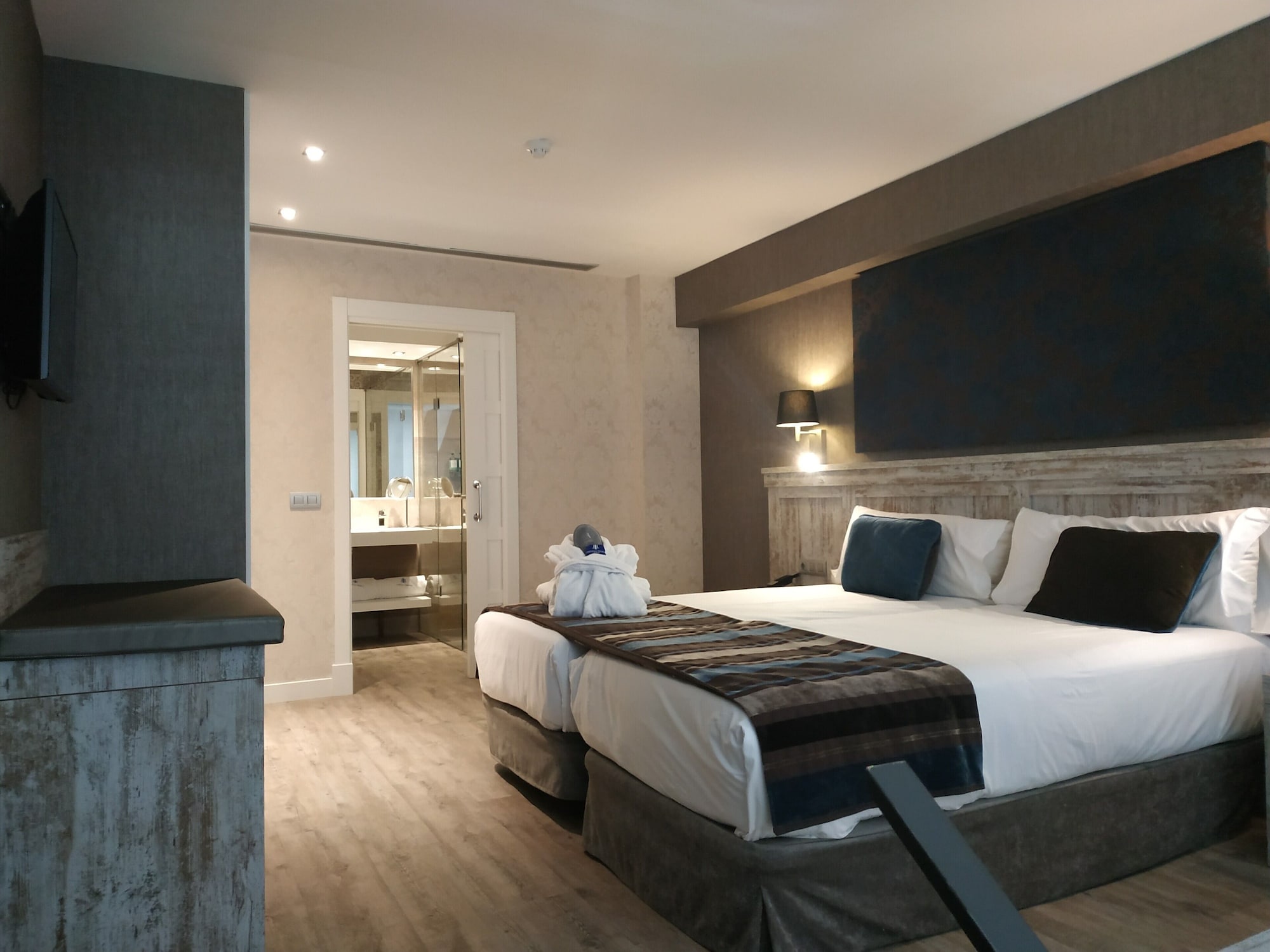Duplex, Superior, Double Bed