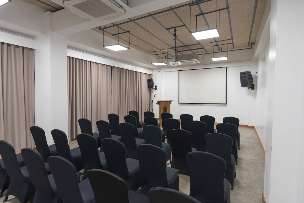 Kabayan Hotel Pasay 63/70