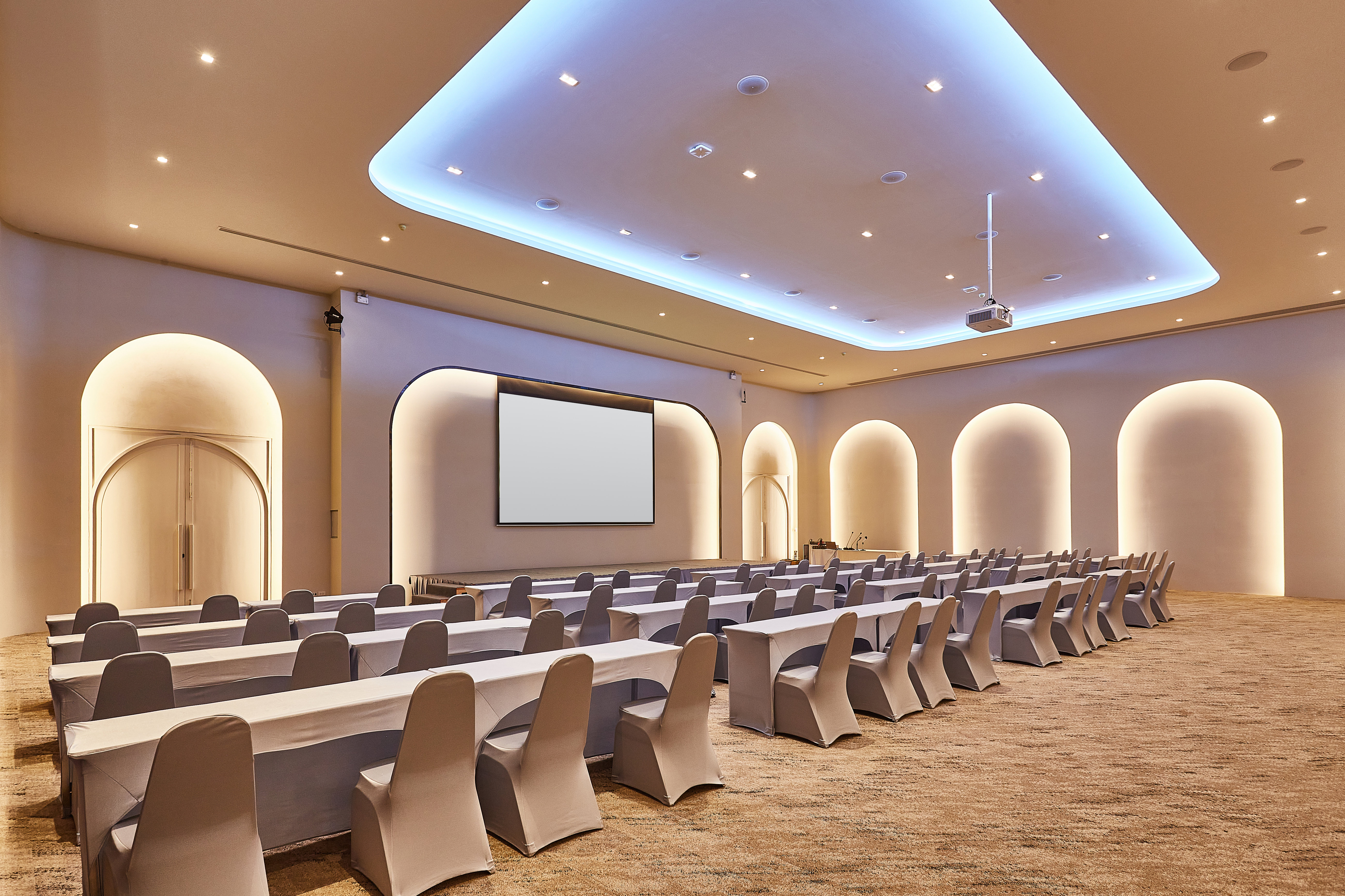 Centara Life Wisma Hotel Ratchaburi 26/30