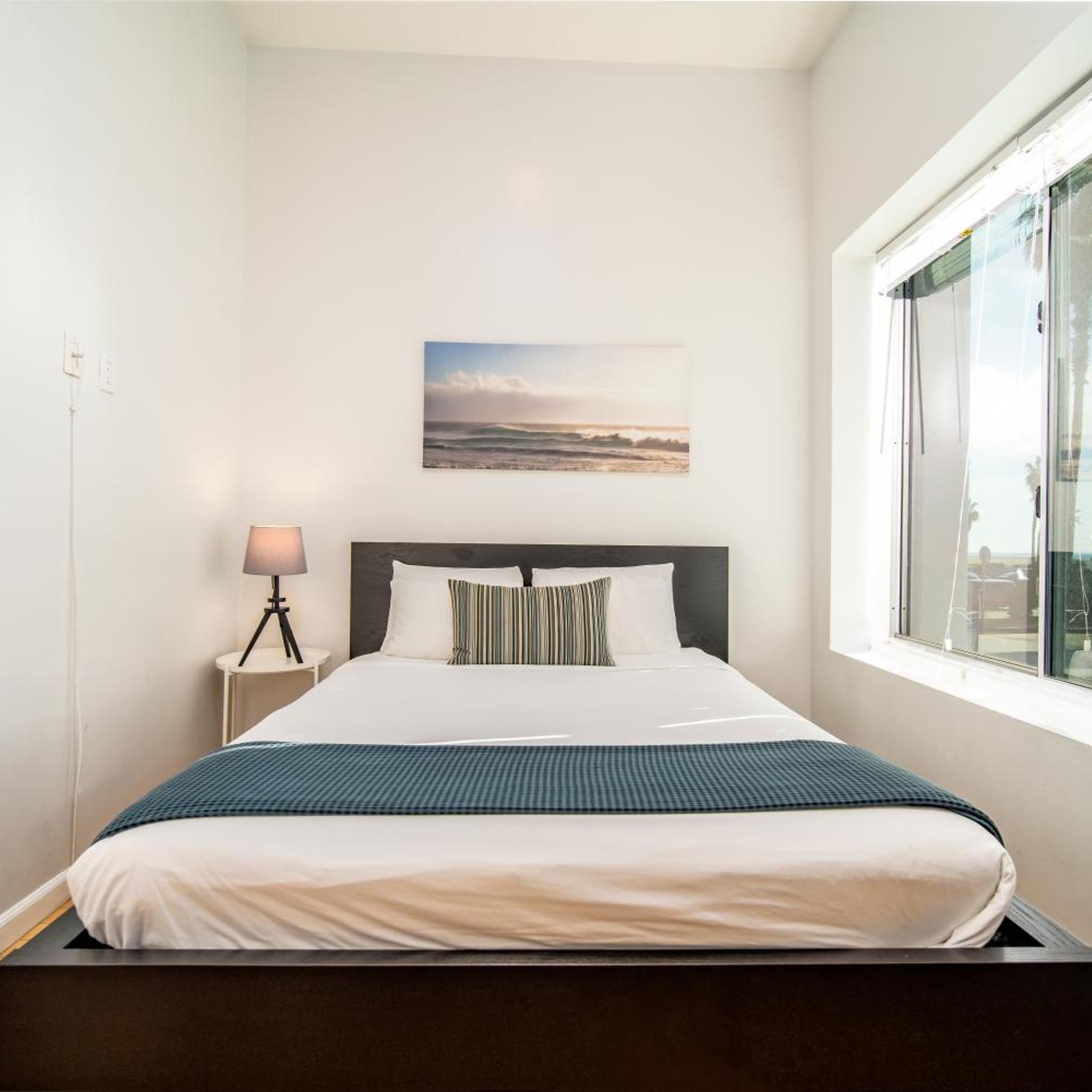 Studio, Ocean Front, Large