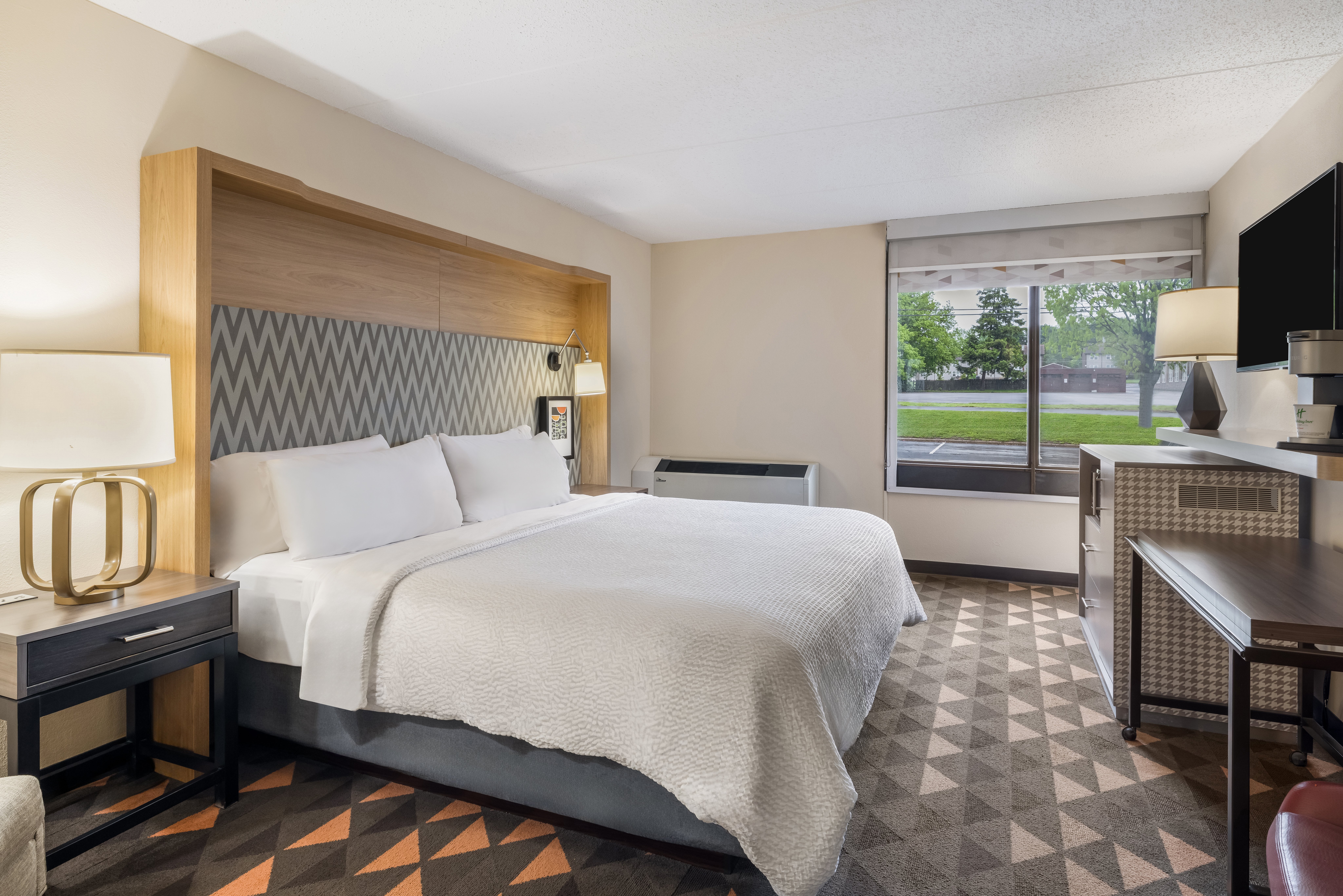 Holiday Inn Auburn Finger Lakes Region 19/75