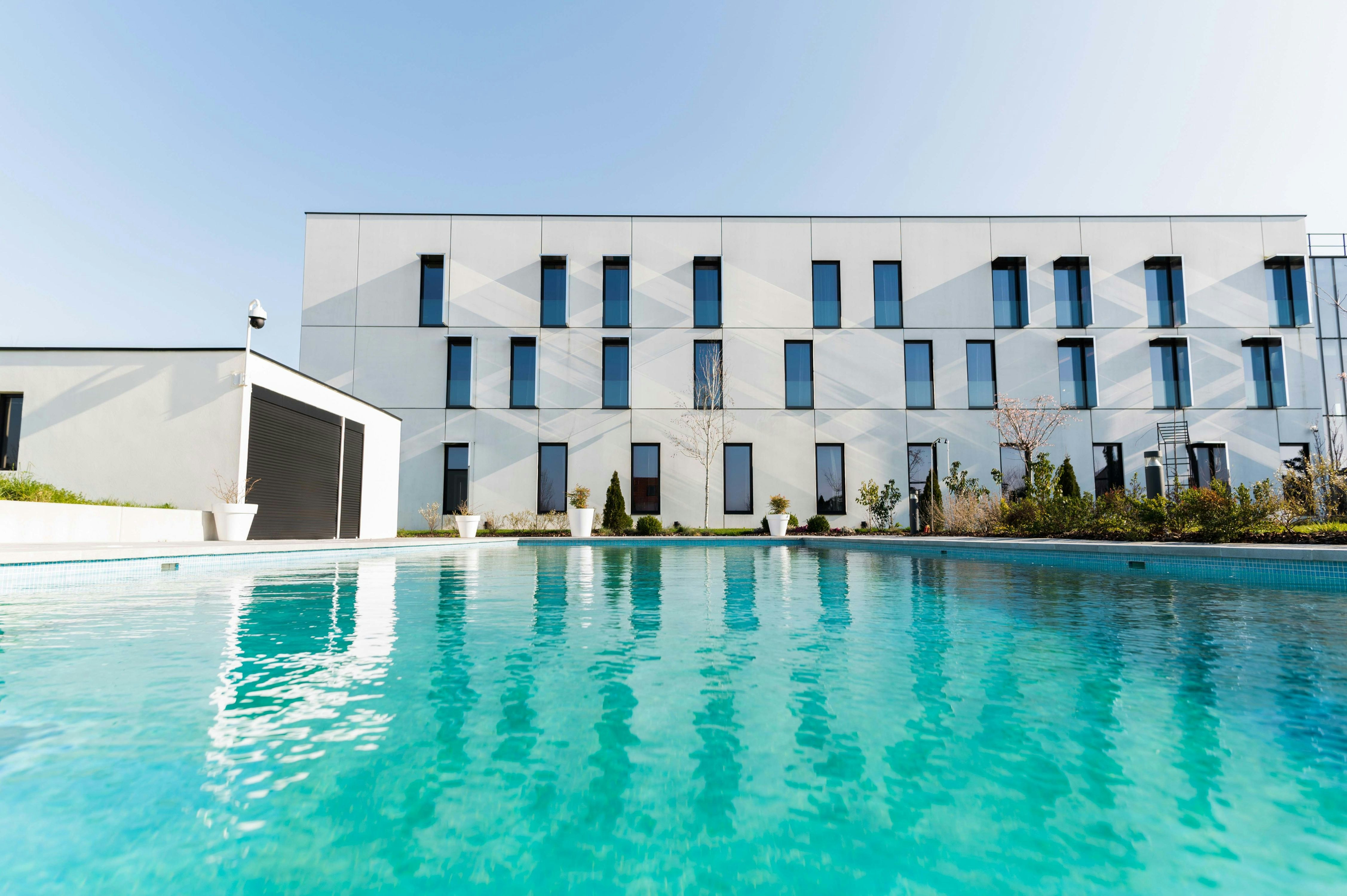Hotel Dali Val D'Europe Tapestry Collection by Hilton 3/29