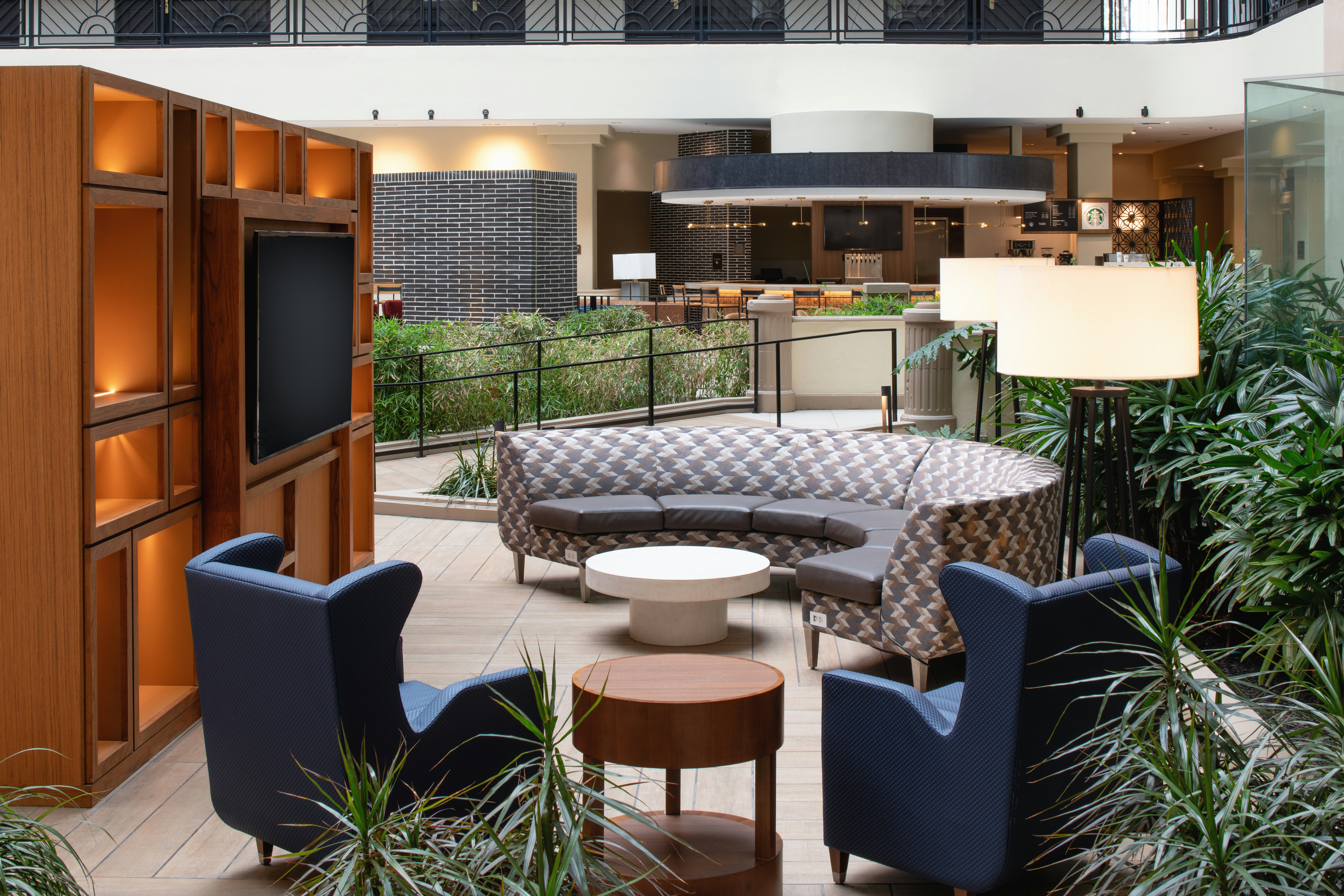 Embassy Suites by Hilton San Francisco Airport Oyster Point 18/36