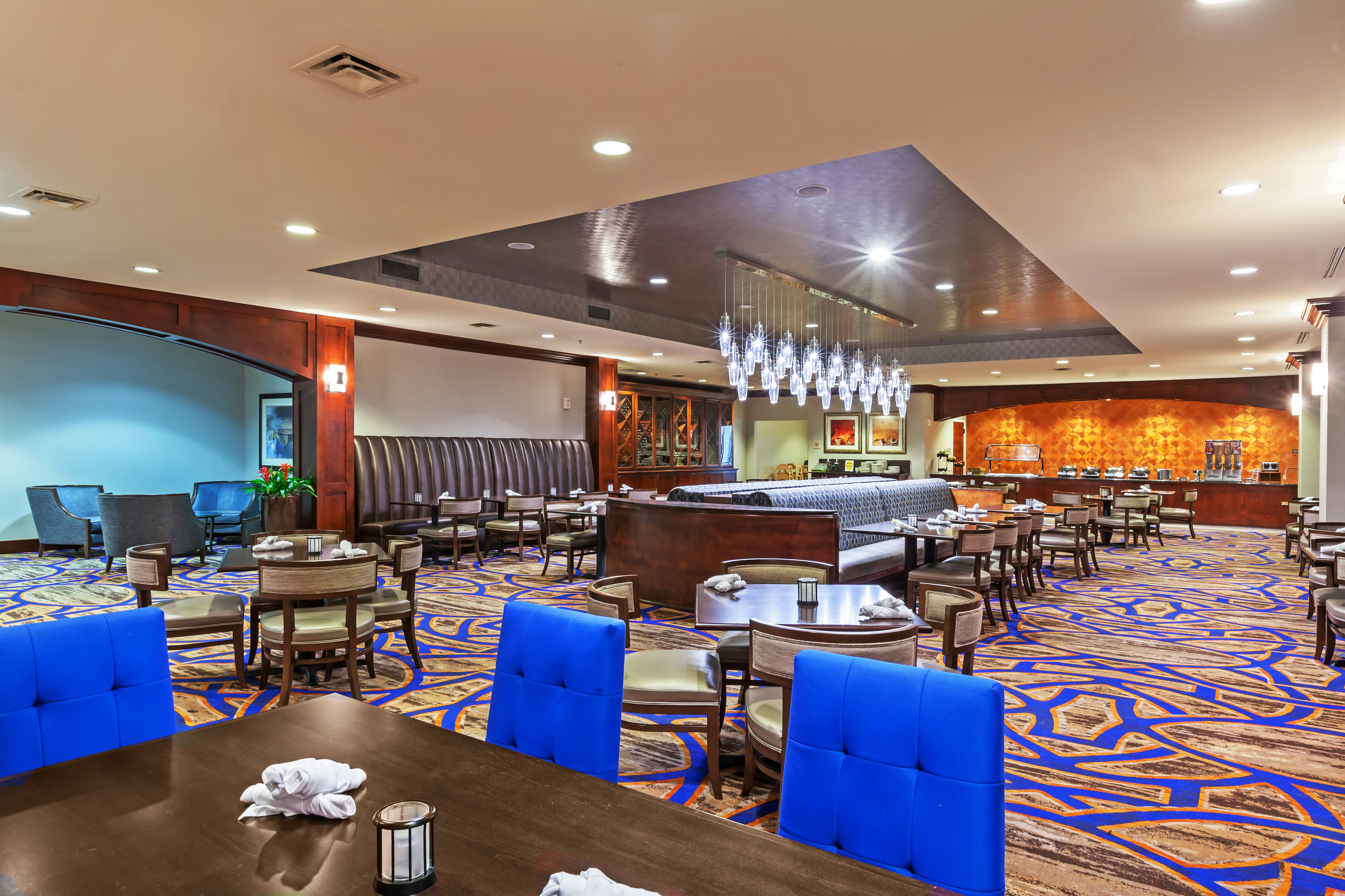 Hilton Waco 17/50