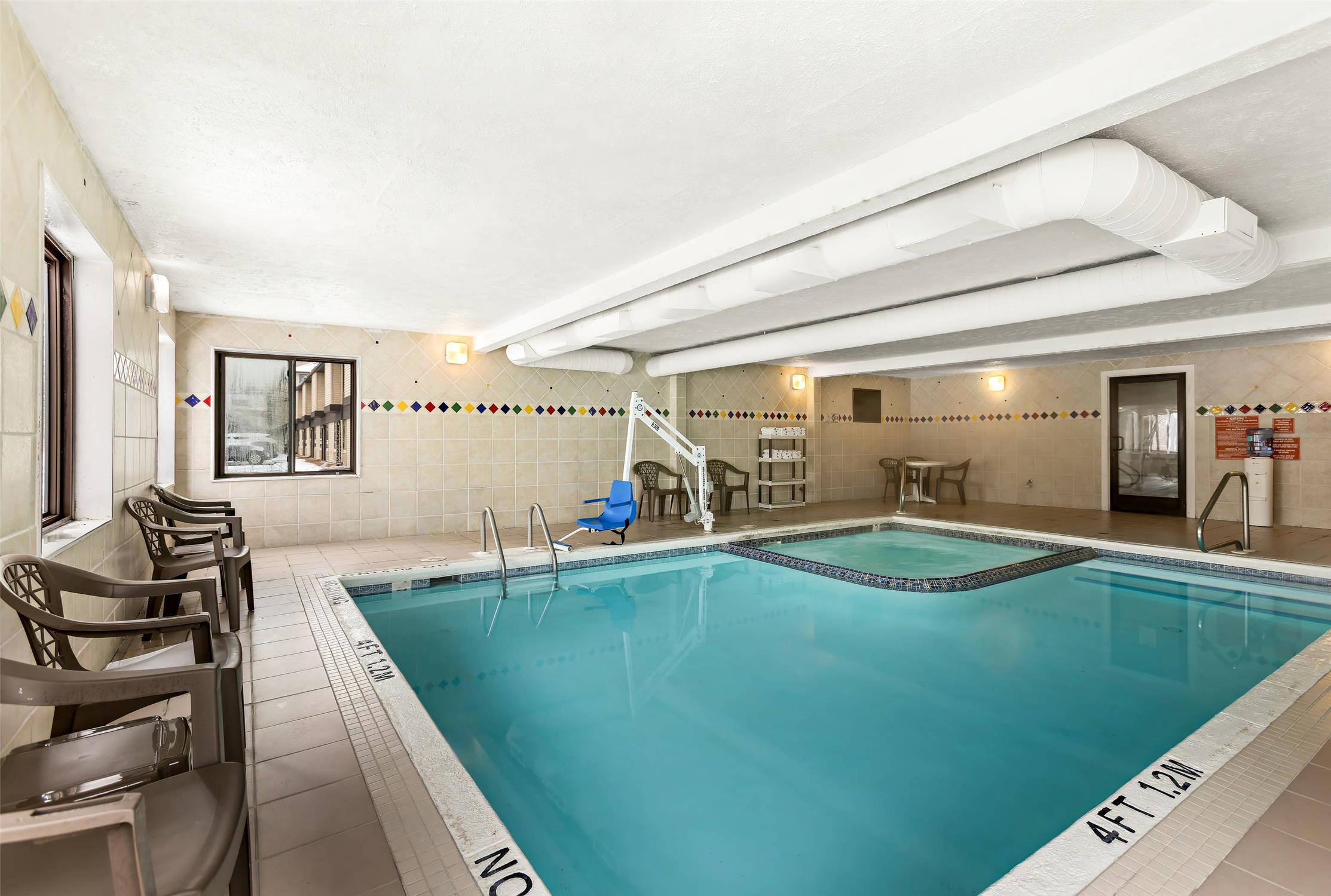 Quality Inn Traverse City 46/63