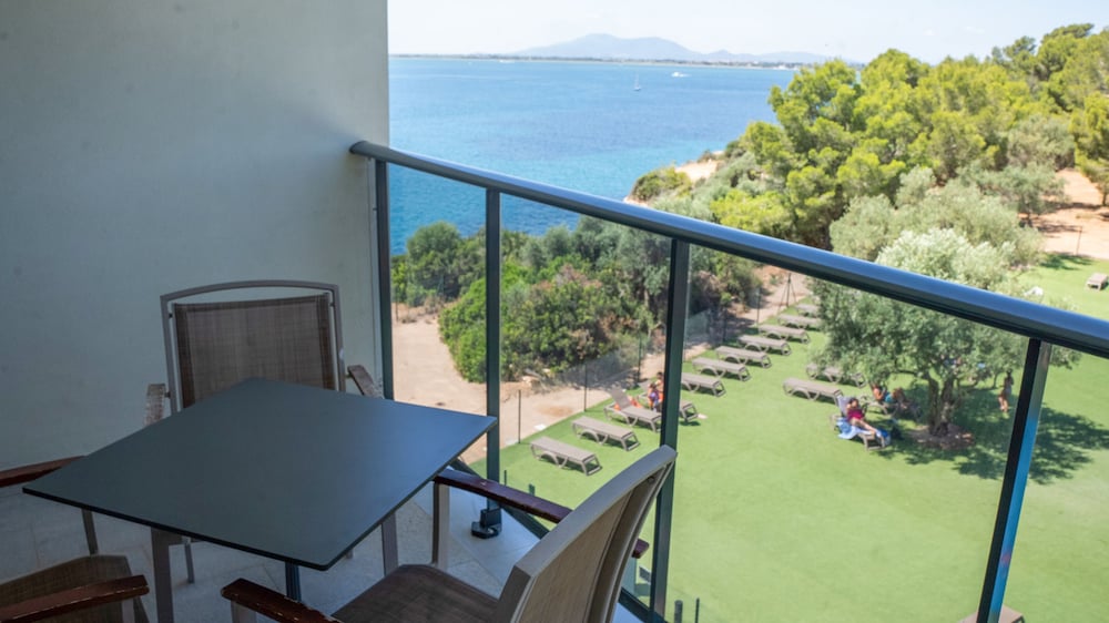Fergus Cap Roig 18/30