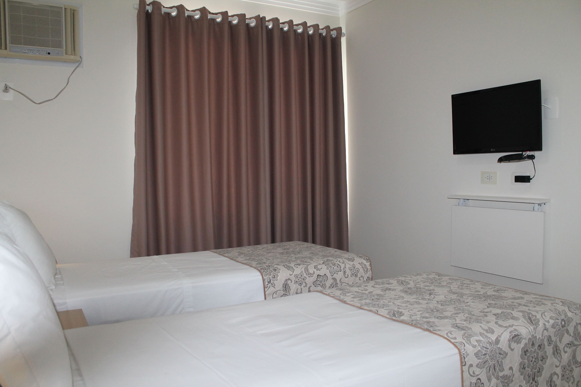 STANDARD, DOUBLE BED