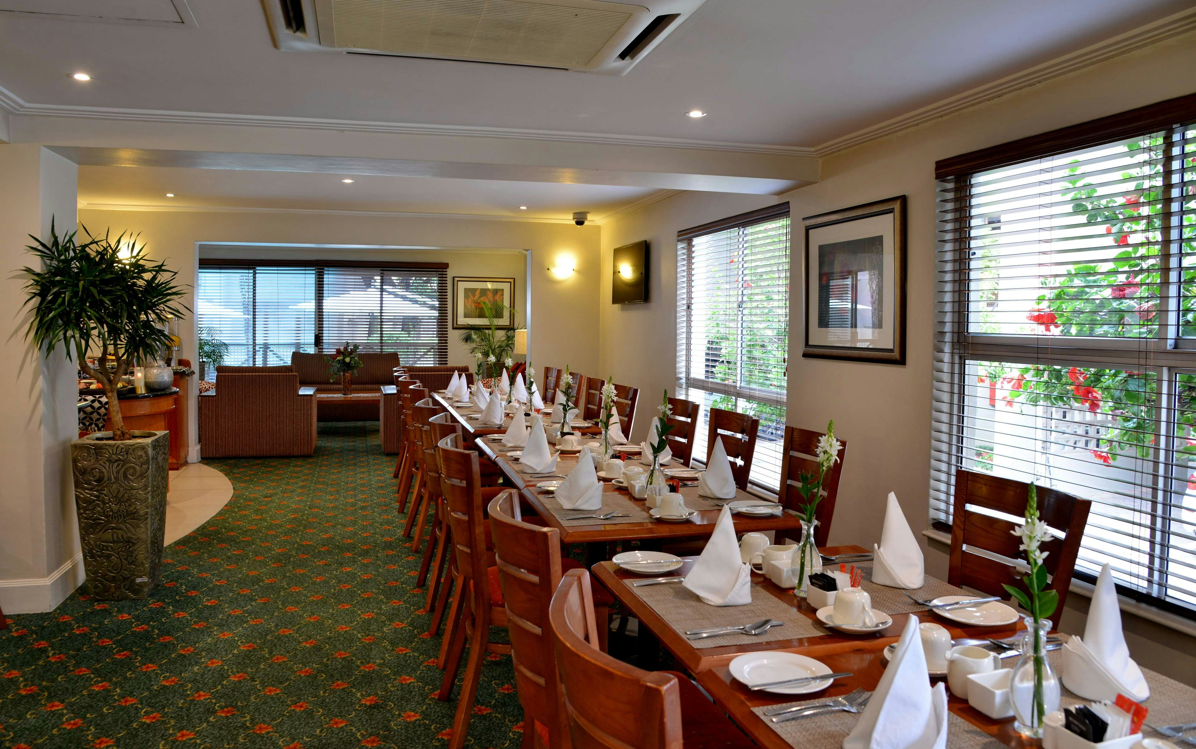 Courtyard Hotel Sandton 25/34