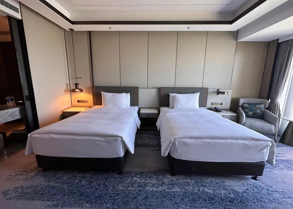 Deluxe, Executive, Twin Beds