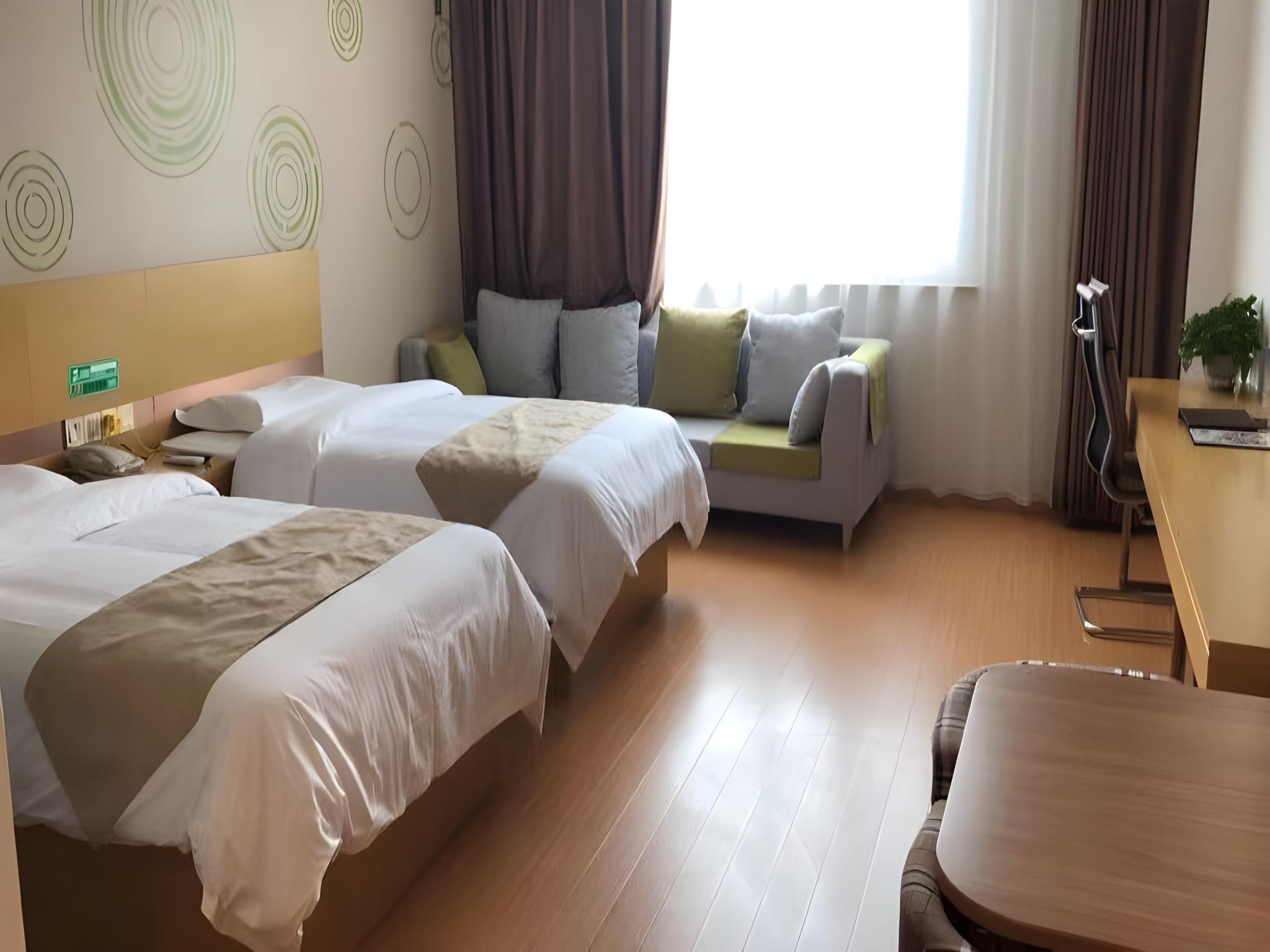 Room at GreenTree Inn Baoding City Zhuozhou Railway Station Store, BAODING