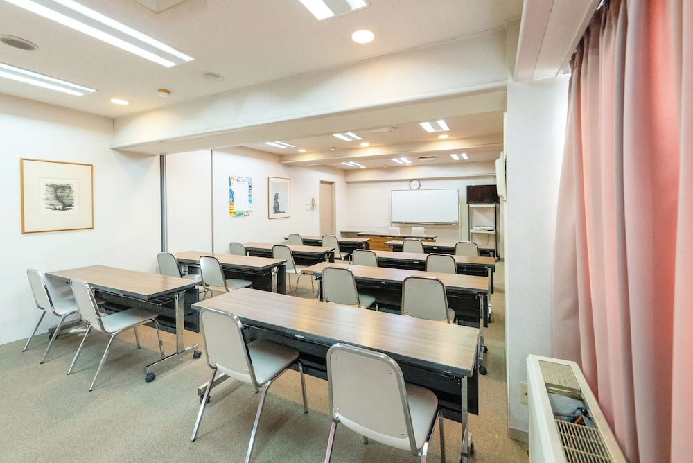 Tendo Central Hotel 47/57