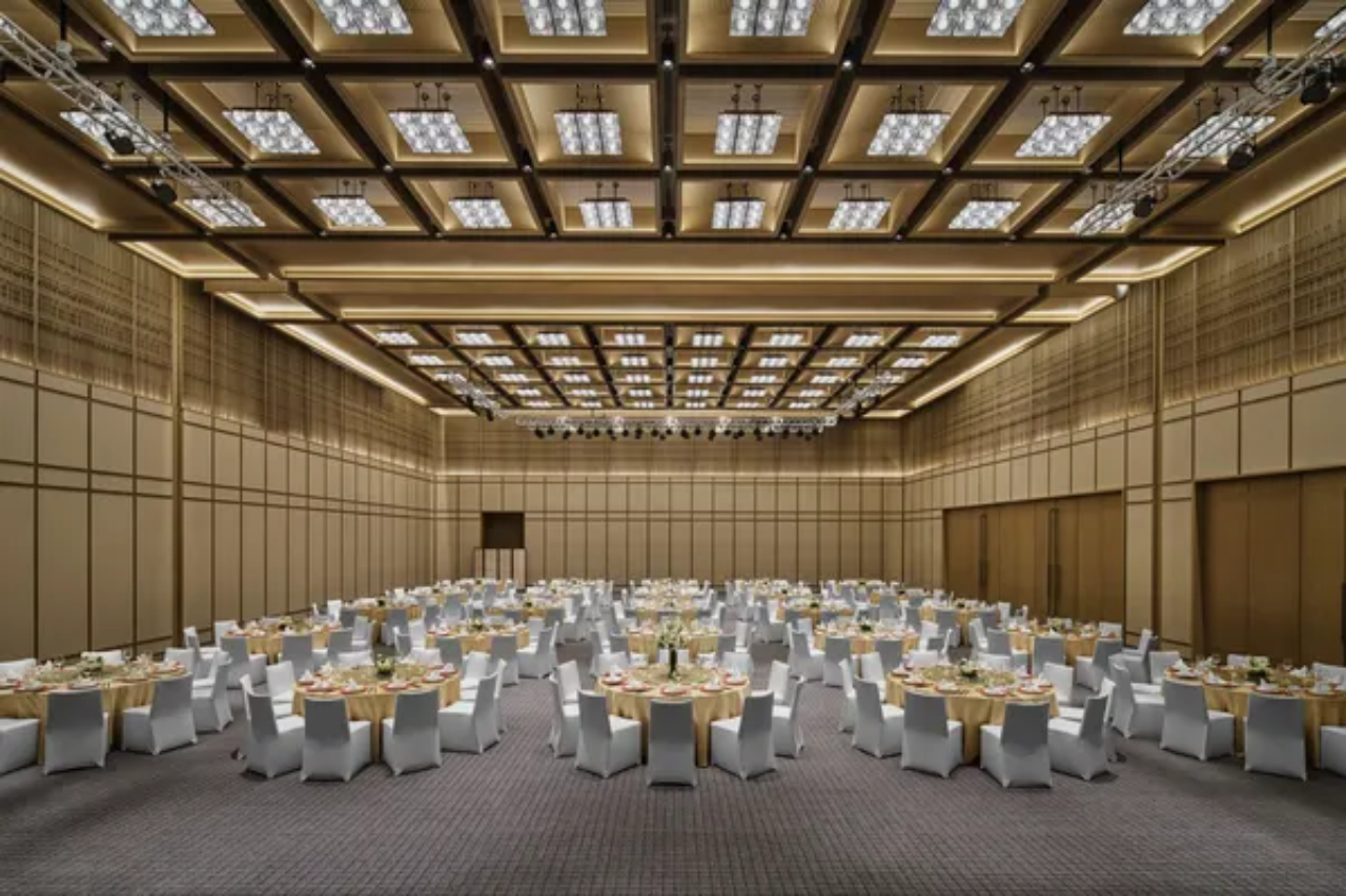 Surya Hotel Shanghai New Hongqiao Center 27/32