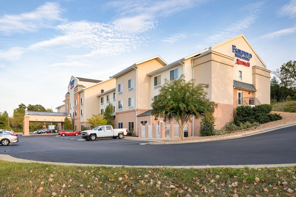 Fairfield Inn & Suites South Boston 63/68