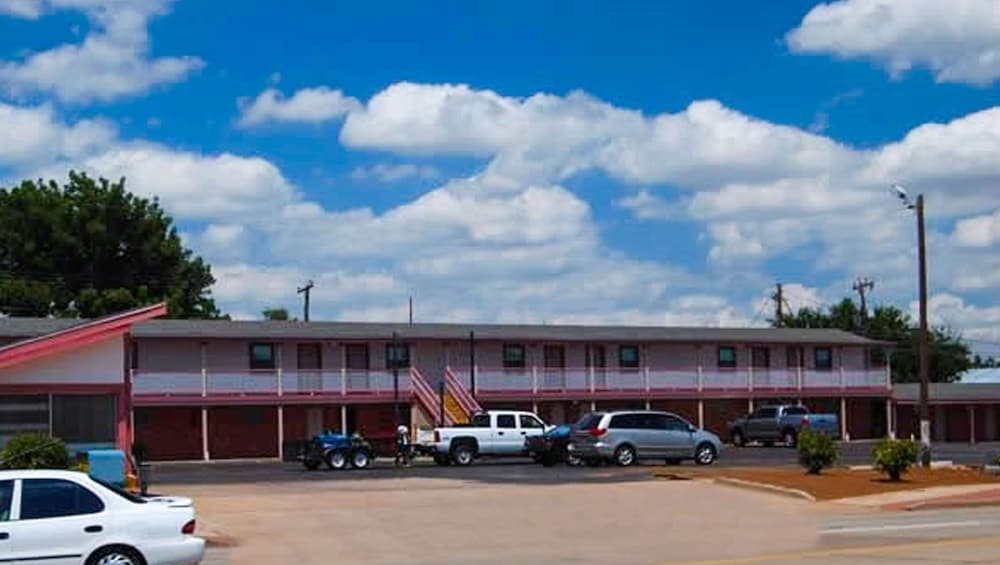 American Inn And Suites Childress 1/30