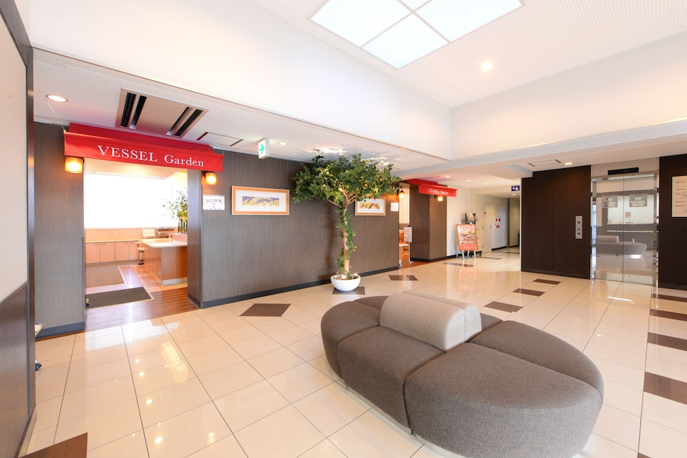 Vessel Hotel Higashi-Hiroshima 8/62