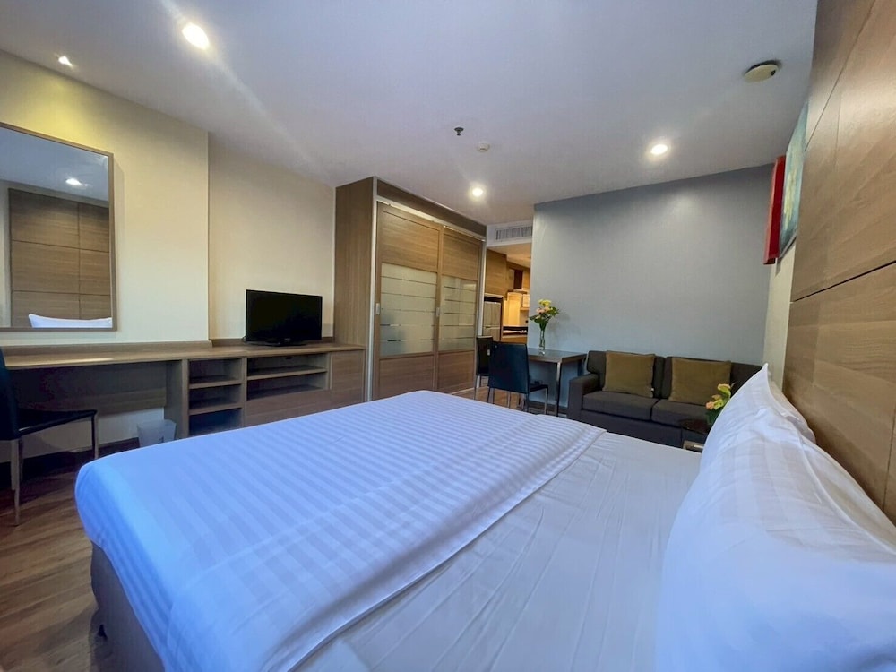 Sima Thani Hotel 14/50