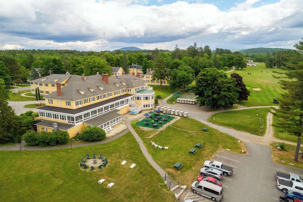 The Bethel Inn Resort 67/68
