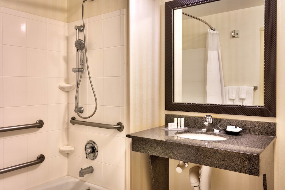 Fairfield Inn Suites Richfield 10/51