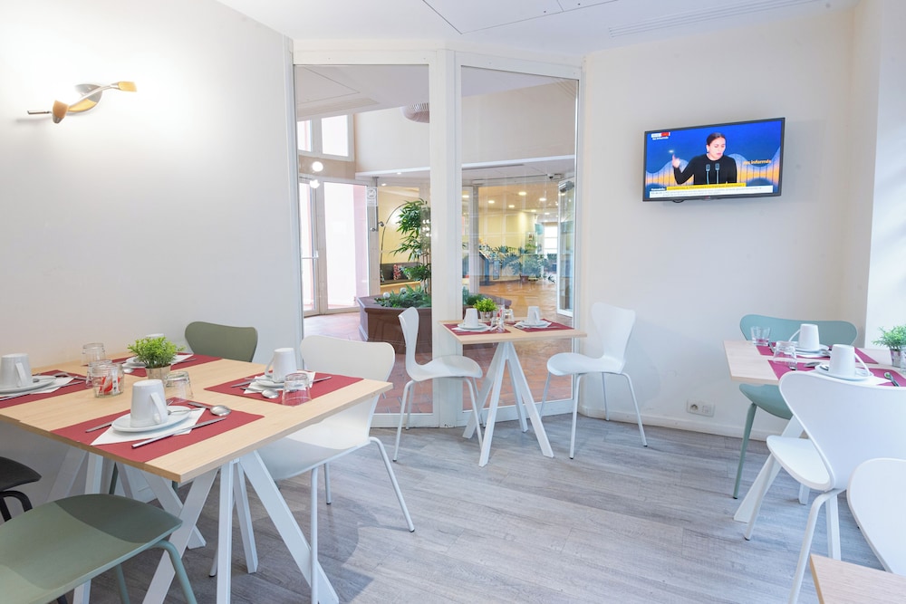 Zenitude Hotel-Residences Le Cannet 33/50