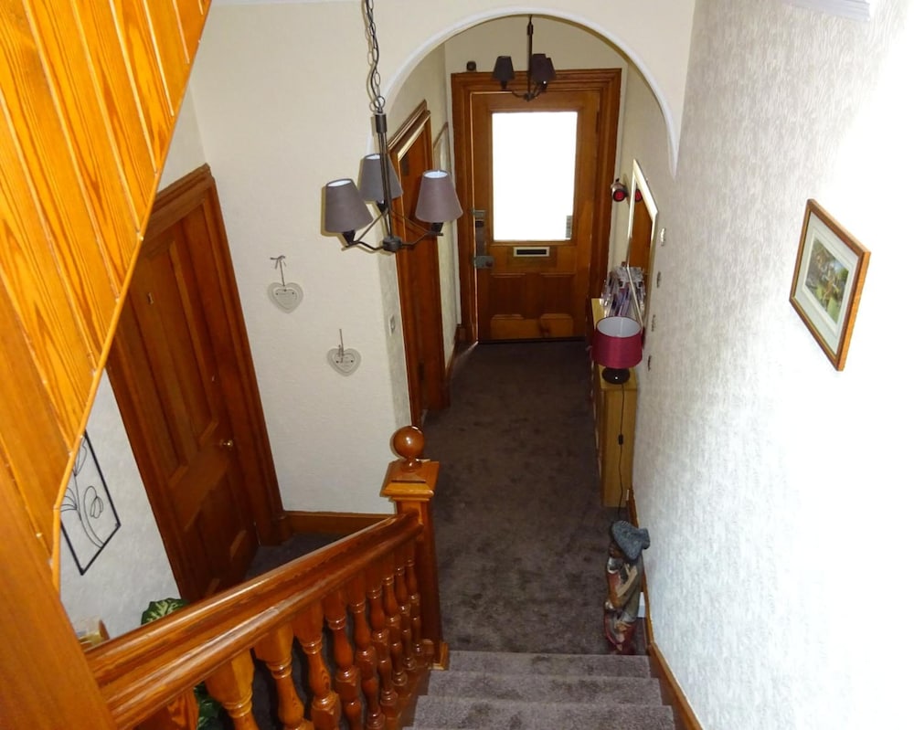 Adelphi Villa 3/39