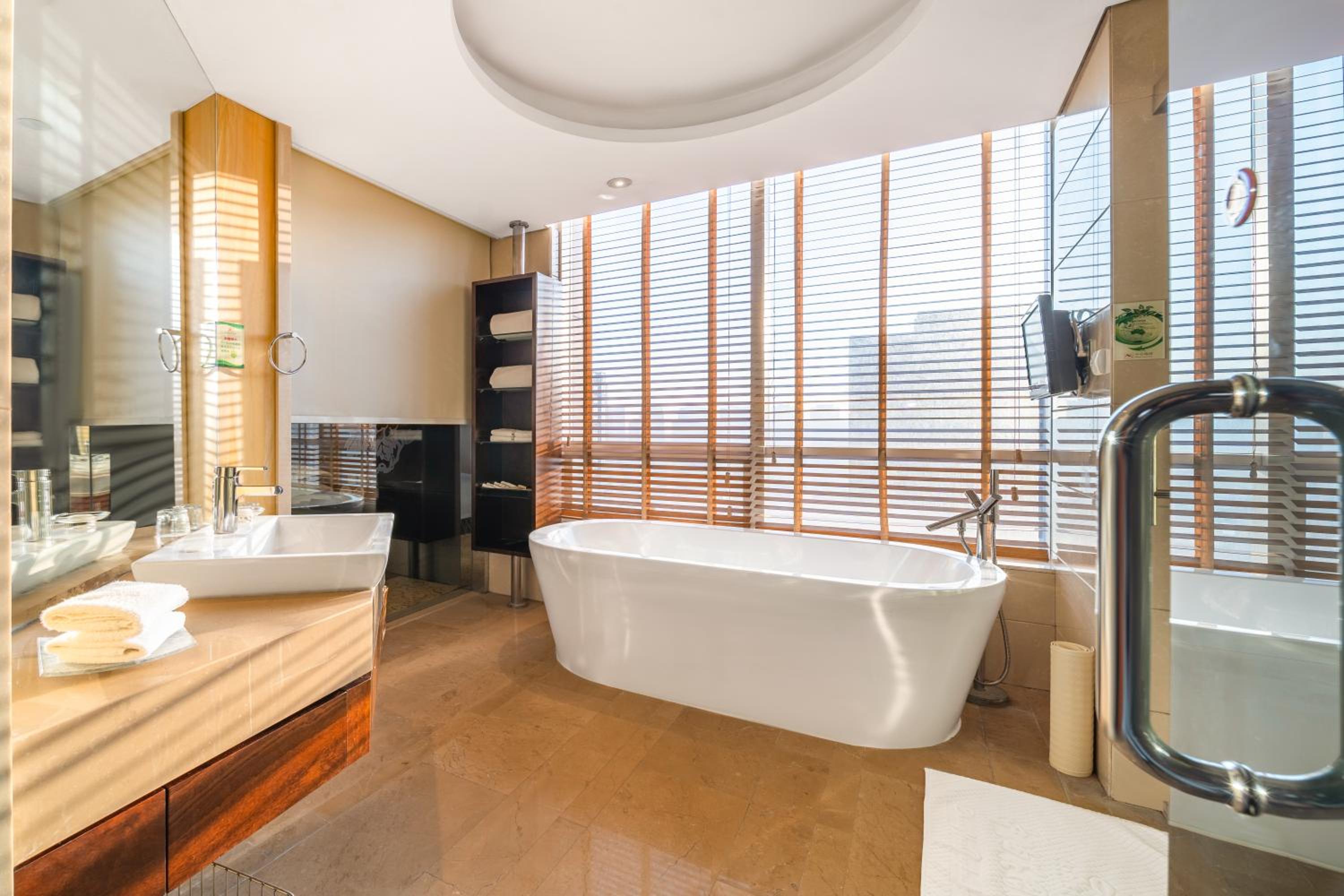 Zhongyou Garden Hotel 45/45