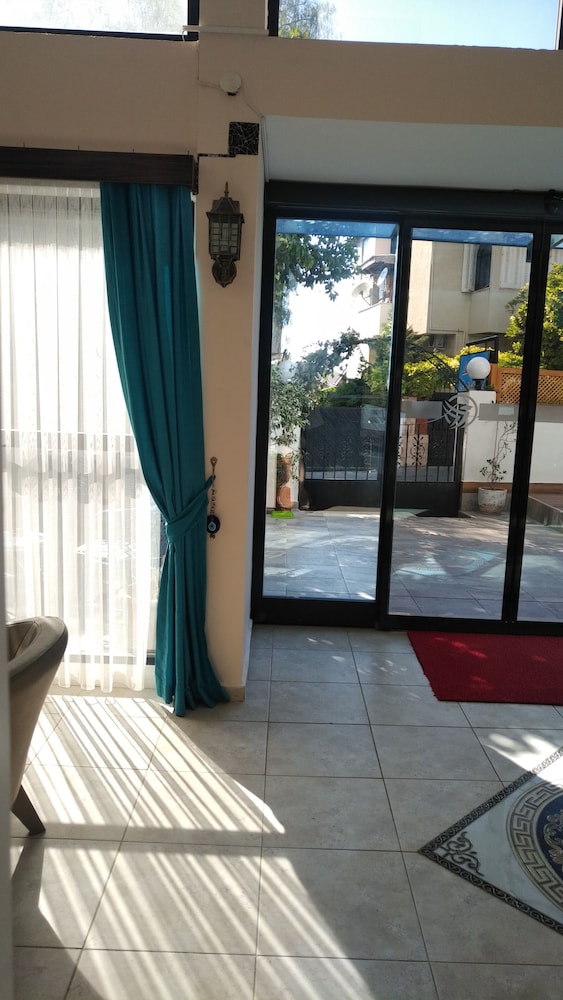 La Bella Suit Otel 10/69