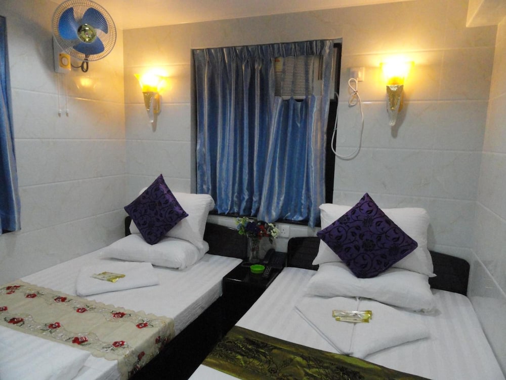 Paris Guest House( 10f Flat D2 ) 18/51