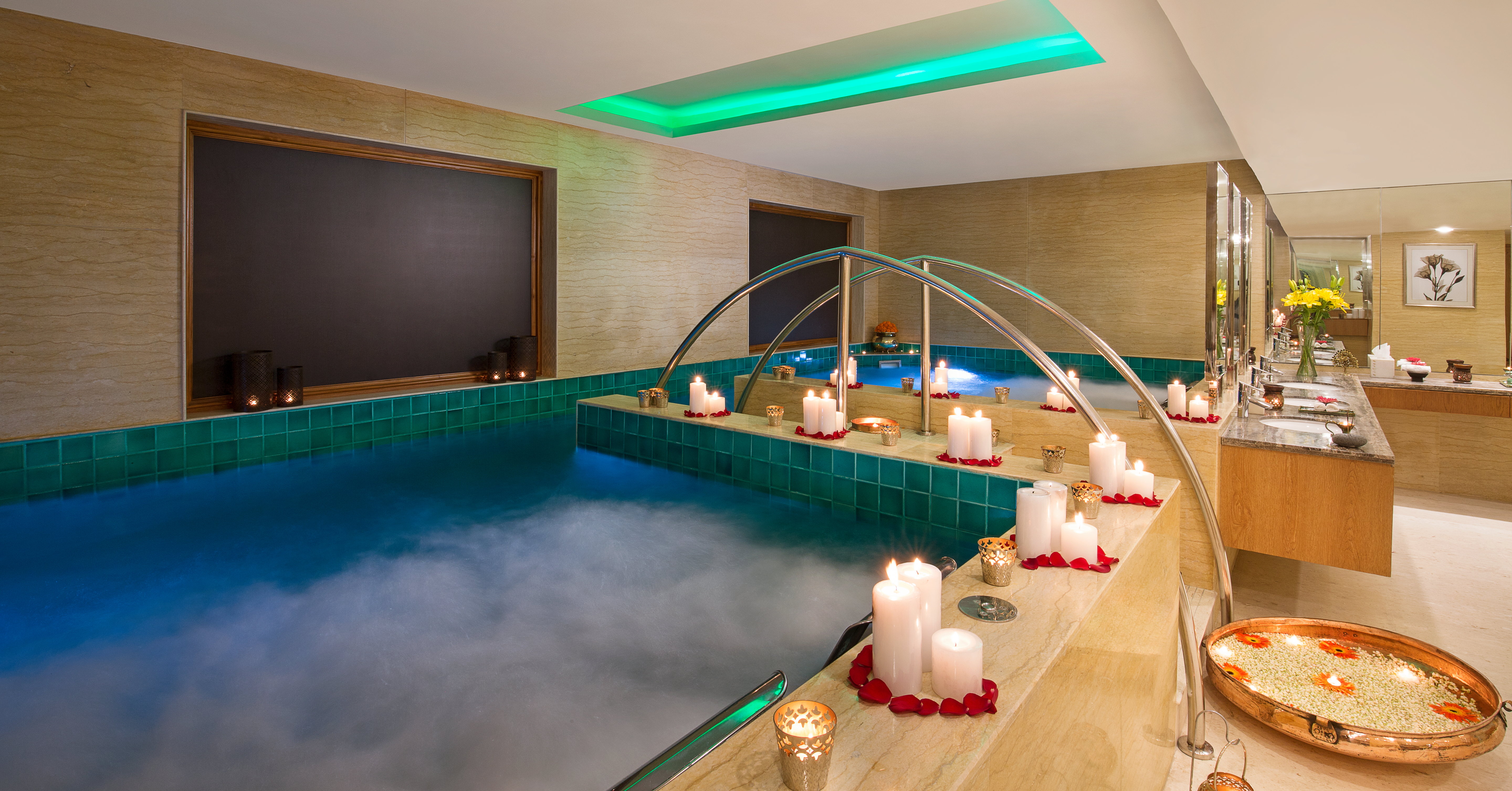 Taj Palace, New Delhi 46/80