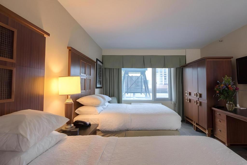 Tribeca, 2 Double Beds, City View