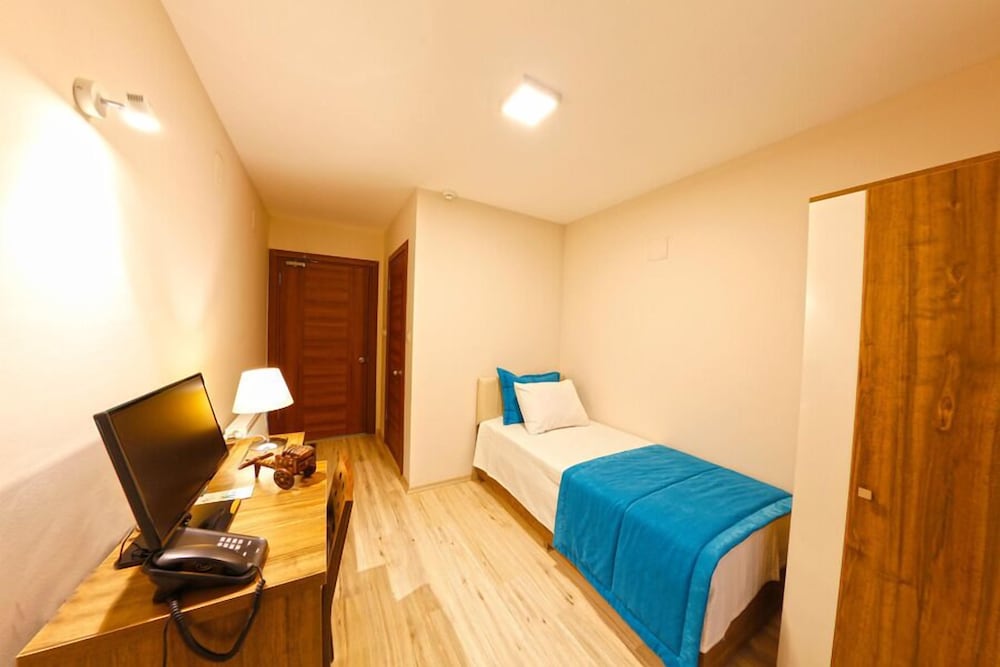 Fayton Hotel 15/25