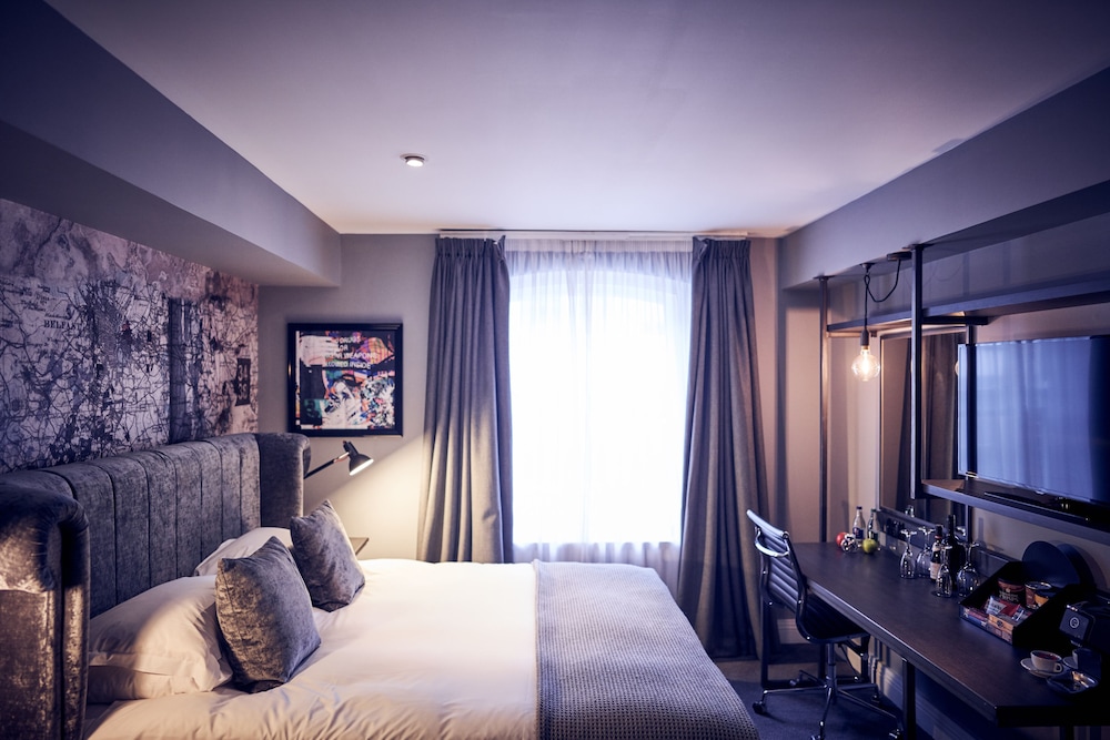 STANDARD, DOUBLE BED