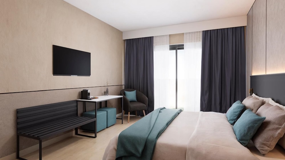 Hotel Puente Real 25/62