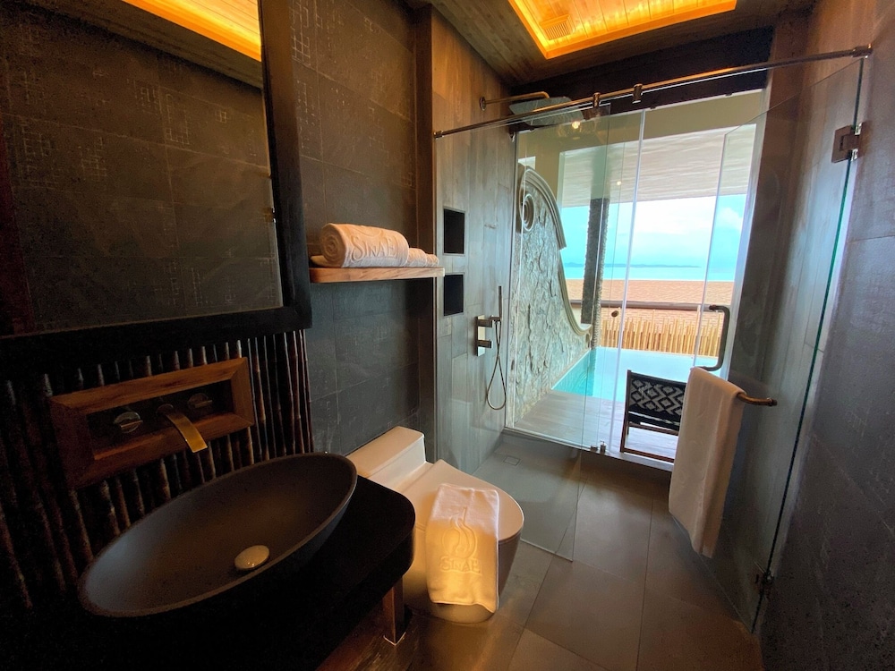 استوديو بسريرين منفصلين بإطلالة على البحر، Sinae Phuket Luxury Hotel 8/9
