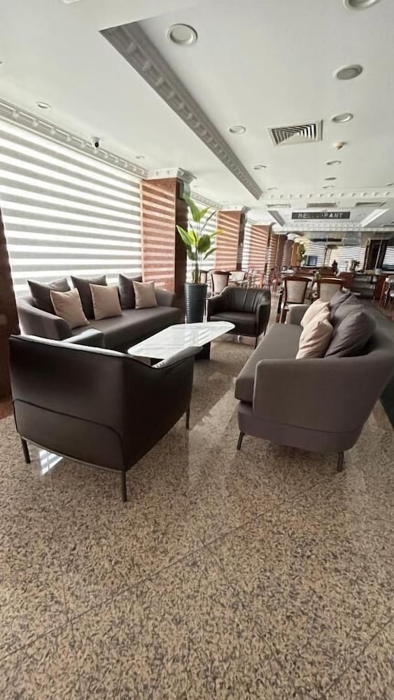 Grand Hotel Seferoglu 25/33