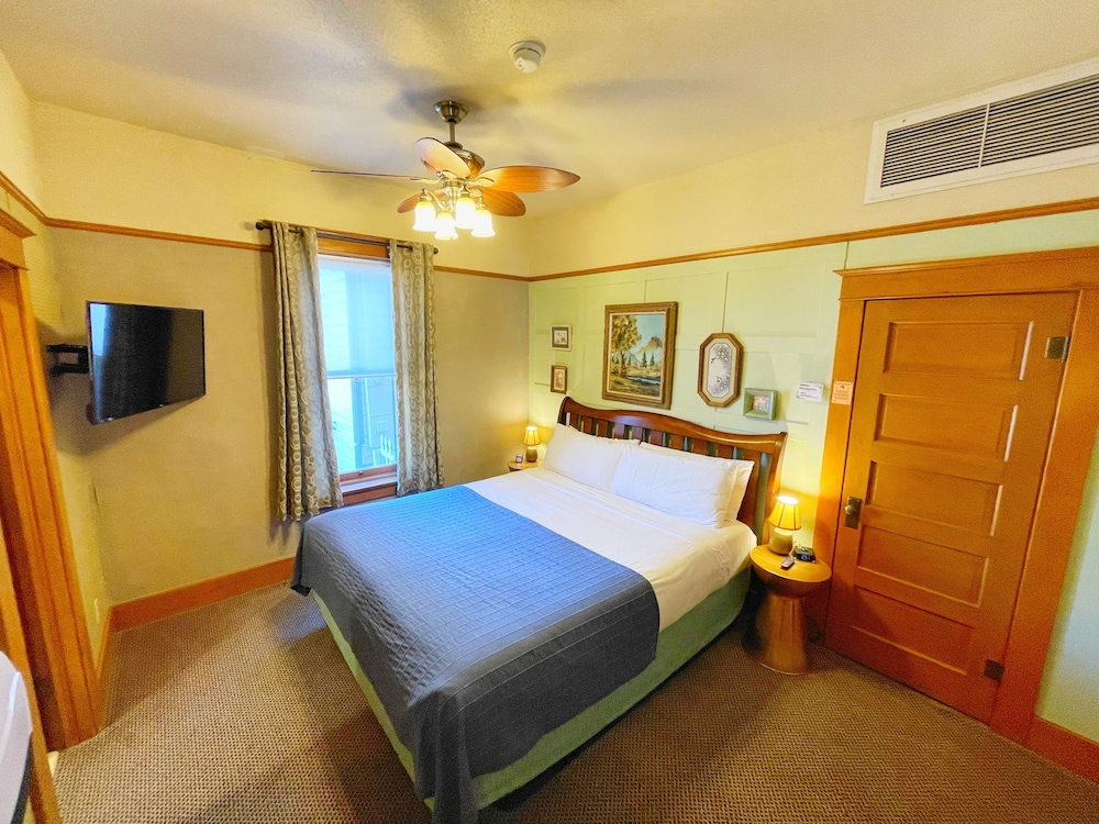 Hotel Vendome 8/34