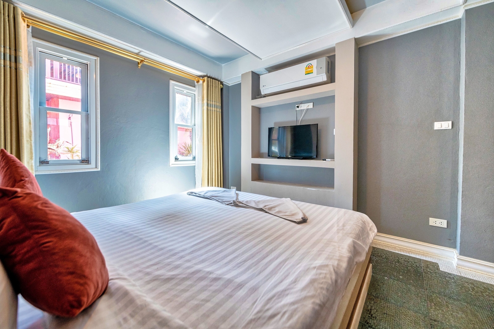جناح حصري بسرير كينج بغرفة نوم واحدة مع أريكة، The Train Resort And Spa 5/9