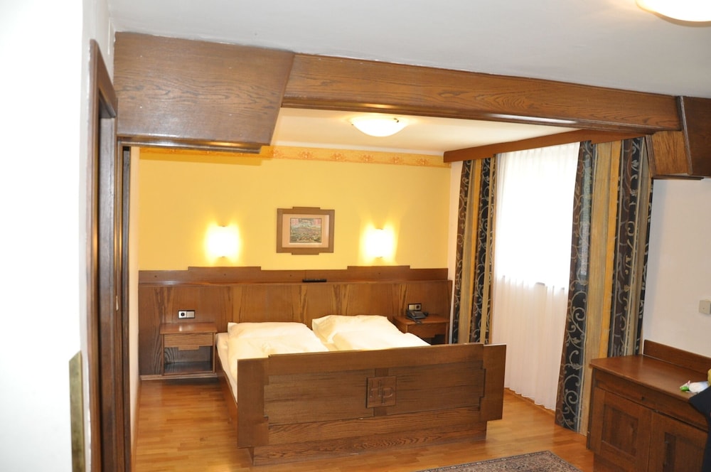Vital Hotel Post 25/69