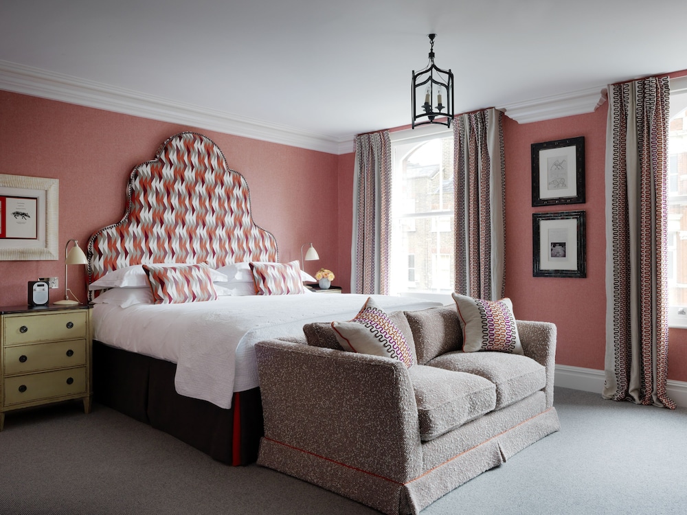 JUNIOR SUITE, DELUXE