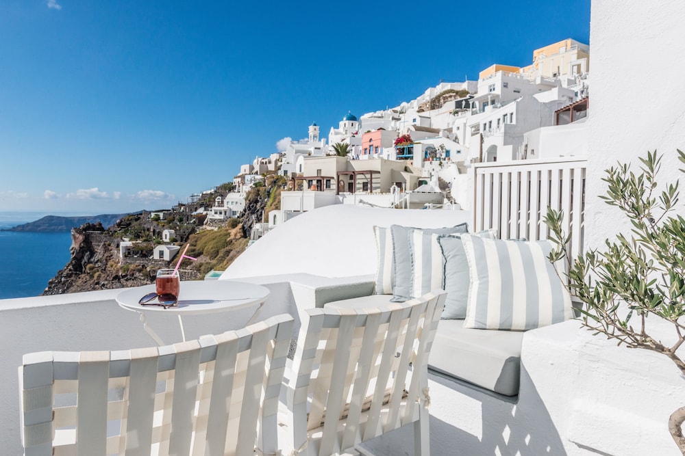 On The Rocks Santorini - Adults only 2/67