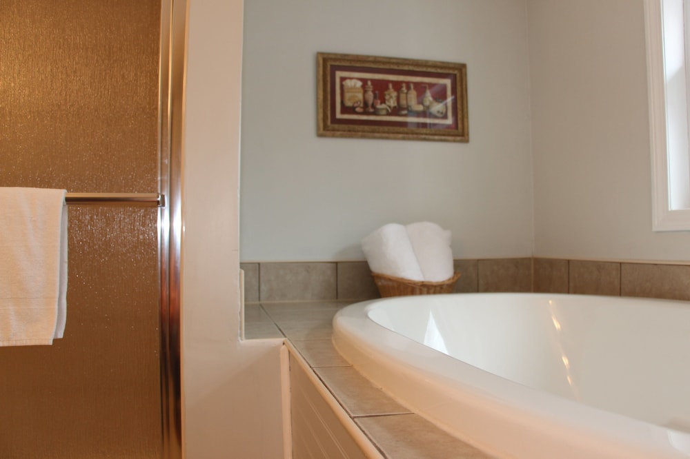 The Vermont Inn 49/50