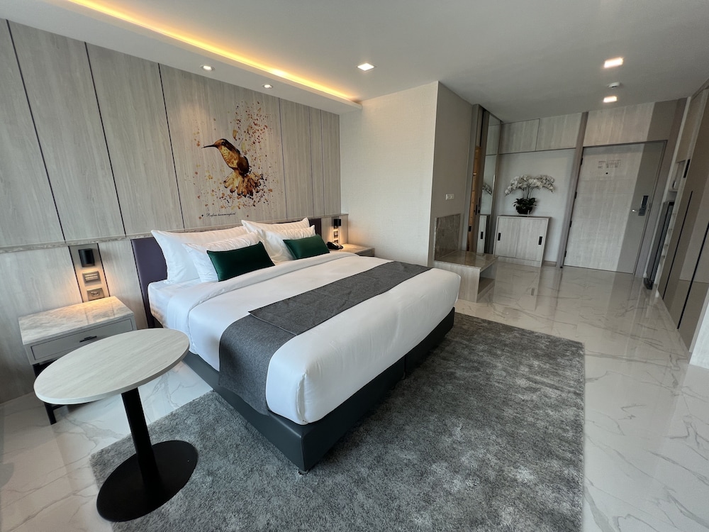 ARNI Skye Hotel 9/37
