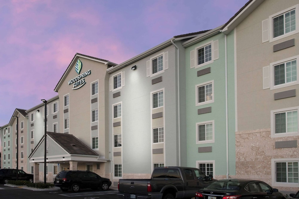 Woodspring Suites Miami Southwest 4/35