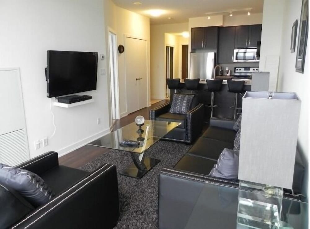 Pathway Suites - 4065 Brickstone 35/41