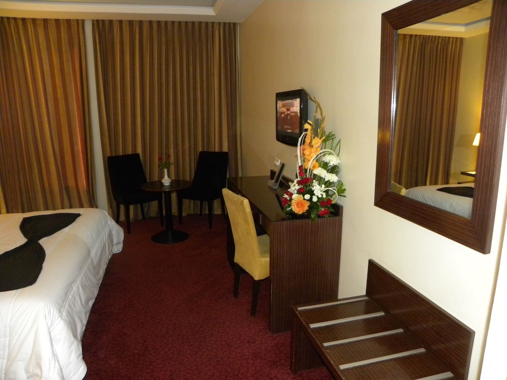 Rive Hôtel 27/58