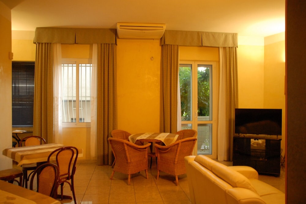 Hotel Arno Rimini 27/44