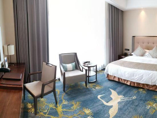 Binhai Jinling International Hotel 35/62