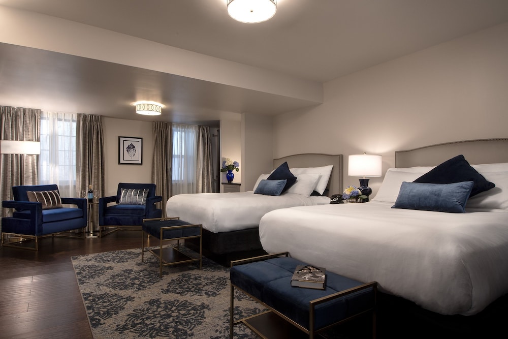 Seven Gables Inn 4/26