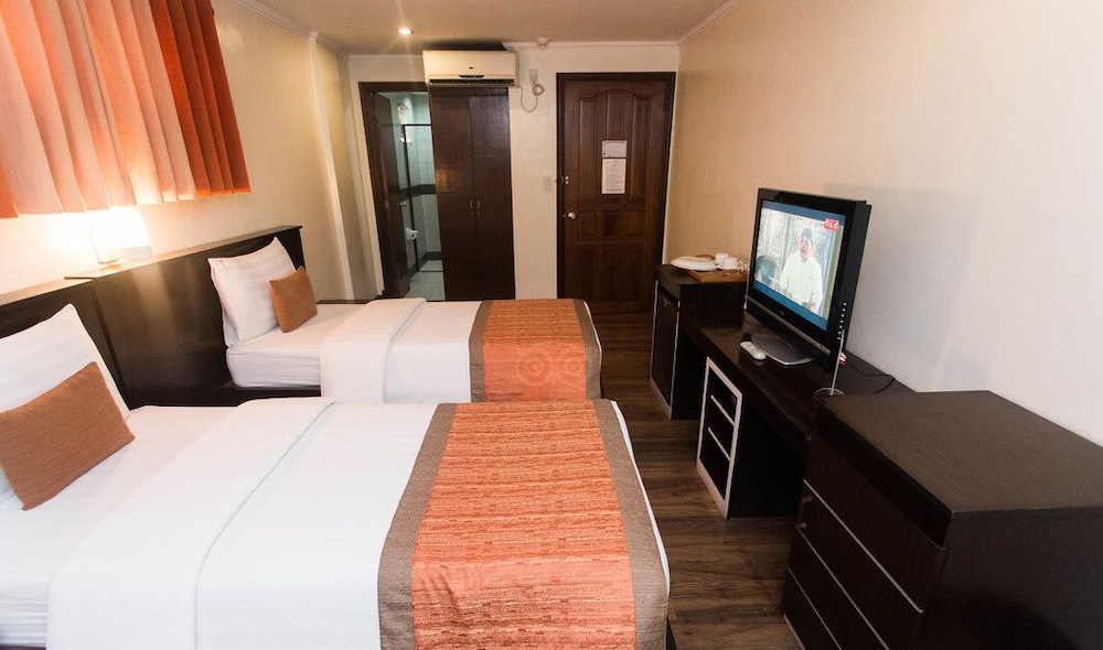 Subic Residencias 24/67